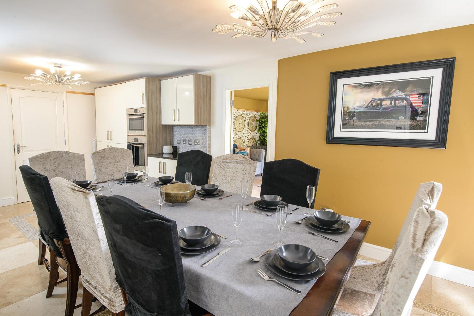Deluxe 4 Or 5 Bed House With Hot Tub, Cinema Room Sleeps 15 Saffron Walden Kültér fotó