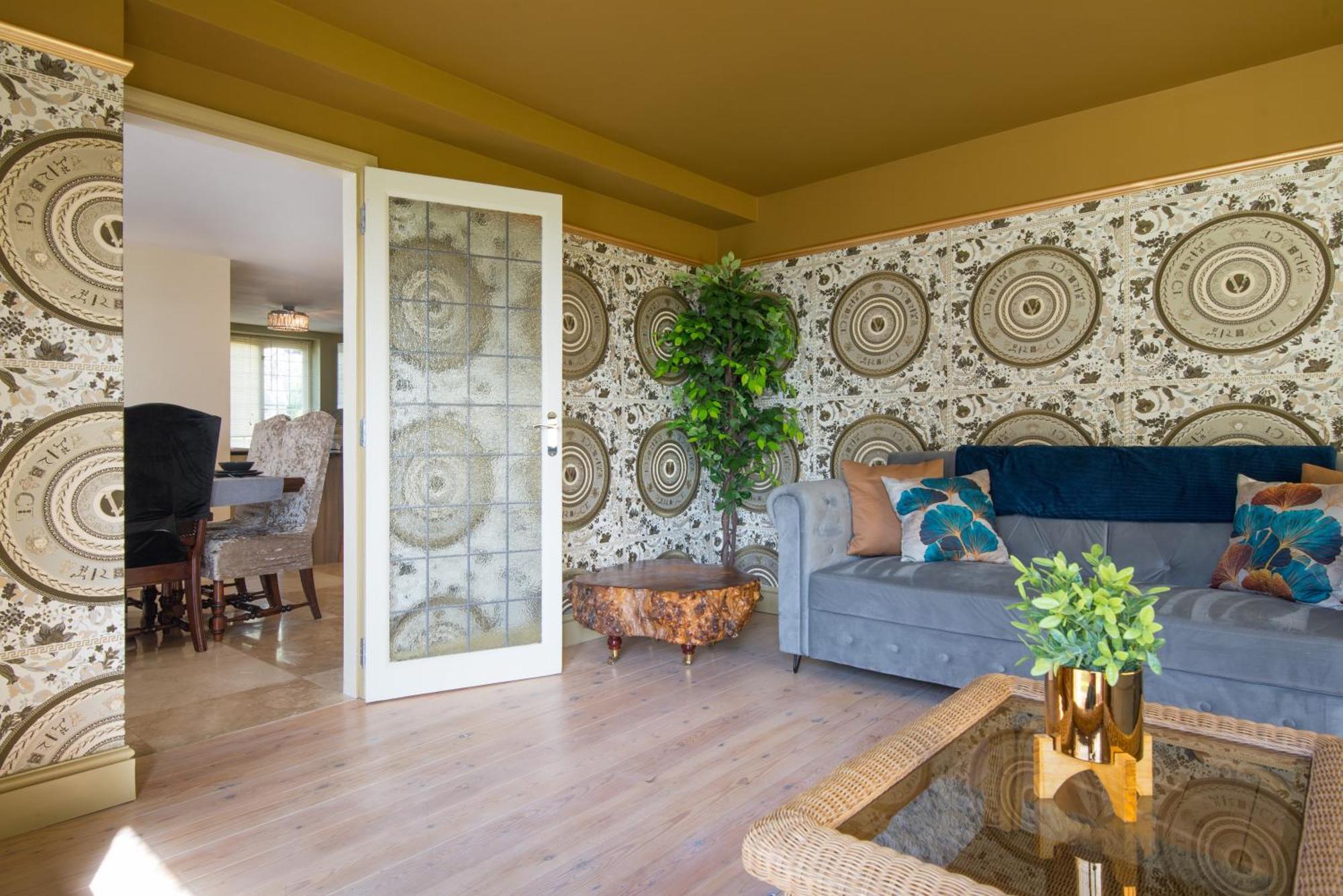 Deluxe 4 Or 5 Bed House With Hot Tub, Cinema Room Sleeps 15 Saffron Walden Kültér fotó